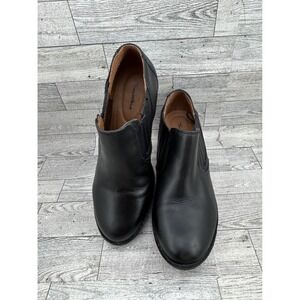 Thom McAn Womens Black Leather Wedge Ankle Boots Slip On Booties Size 8M 800361